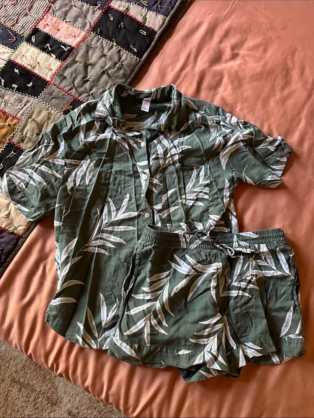 Green Leaf Print Two-Piece Shirt & Shorts PJ Set